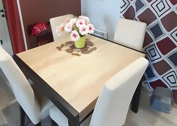 Camping Mobile 127 Bois Dormant *